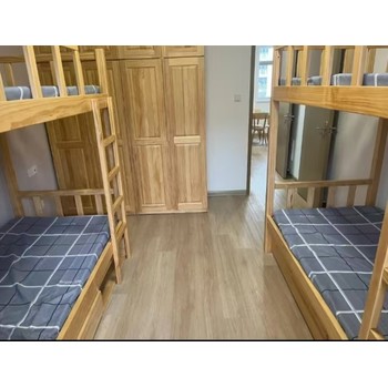 出國(guó)打工山西大同人在澳洲礦區(qū)開(kāi)叉車(chē)包吃包住、年薪80萬(wàn)