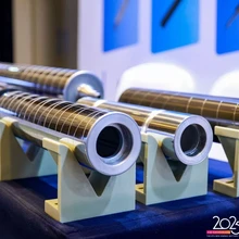 廣州淋膜機軸承式硬質(zhì)氧化鏡面鋁導(dǎo)輥滑差軸