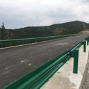 寶雞公路波形護欄波型梁鋼隔離欄河道防撞分隔欄波紋鋼板圍欄廠(chǎng)家