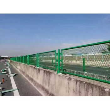 西安公路防眩網(wǎng)框架護欄網(wǎng)公路焊接網(wǎng)高架天橋防墜落網(wǎng)防護網(wǎng)