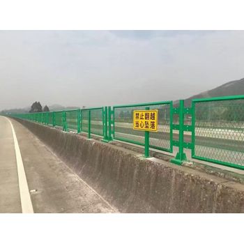陜西防眩網(wǎng)廠家西安公路防眩網(wǎng)廠家鐵路金屬護(hù)欄網(wǎng)廠家