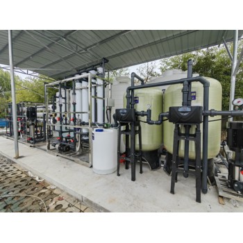 張家港大型工廠凈水設備/中水回用設備/反滲透設備