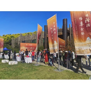 120急救車點(diǎn)擊;保障活動(dòng)車租賃跨省120出租租賃病人出院轉(zhuǎn)運(yùn)車接送呂梁