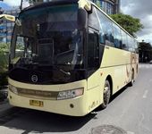 2015年上牌兩臺50座國四金旅6113型客車