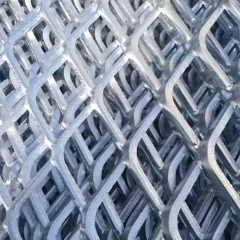 60*40毫米鍍鋅鋼板網(wǎng)，防護(hù)與美觀并存