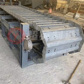 礦石輸送機(jī)鄂破機(jī)給料機(jī)破碎重型鏈板喂料機(jī)