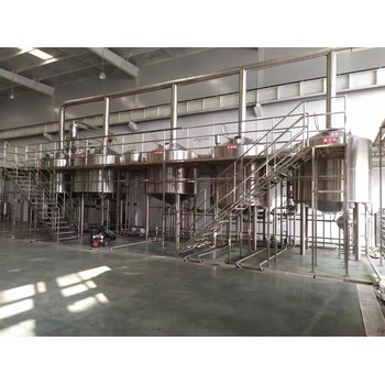湖北大型啤酒廠精釀啤酒設備100噸啤酒設備配置糖化系統