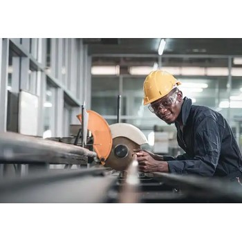廣西欽州欽南區(qū)海外工作一年可以賺到多少錢(qián)