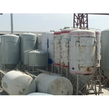 建筑機械工地翻新二手砂漿罐的廠家二手儲料罐
