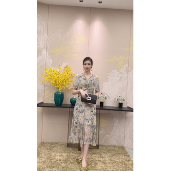 熹鳳齋真絲連衣裙氣質(zhì)優(yōu)雅桑蠶絲連衣裙女裝專柜真絲長(zhǎng)裙貨源
