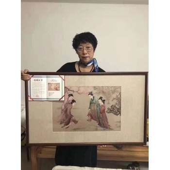 姚建萍國禮，十年一繡蘇繡國寶《仕女蹴鞠圖》