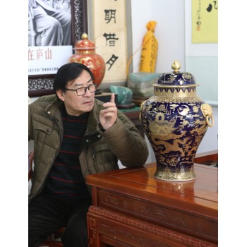 張孝西大師黃金龍騰中國(guó)尊黃金瓷國(guó)家用瓷辦公室出品