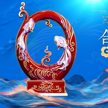 中國傳統(tǒng)工藝大師王建偉創(chuàng)作鈞瓷天合尊