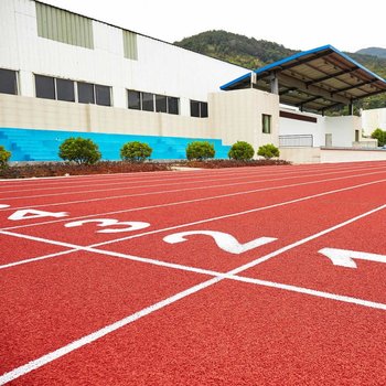 韶關塑膠跑道施工_云浮籃球場鋪設_梅州足球場包工包料