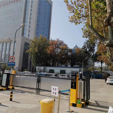 鹿泉市電動(dòng)道閘、鹿泉市自動(dòng)道閘供應(yīng)圖片