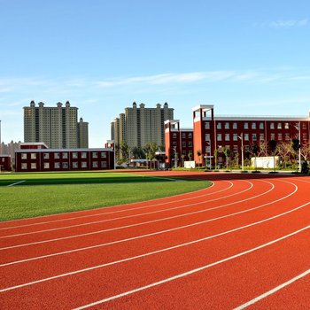 岳陽塑膠跑道施工_懷化籃球場施工_湘西足球場安裝工程