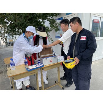 杭州潤(rùn)興急救車出租病人出院轉(zhuǎn)院回家服務(wù)隨車醫(yī)護(hù)