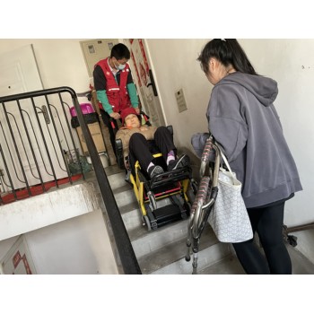 西安潤興私人救護車重癥病人轉運服務護送患者回家