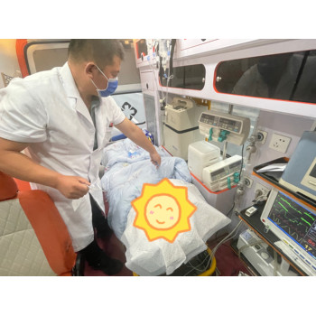 北京潤興個人救護車送病人急救護車服務快速抵達現場