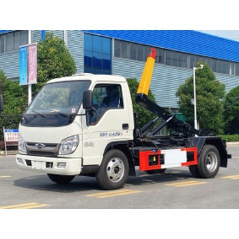 福田3方勾臂垃圾車助您搶占環(huán)衛(wèi)市場(chǎng)先機(jī)！