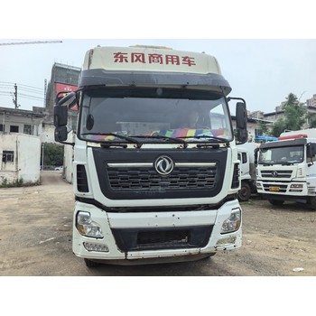 二手后八散裝飼料車(chē)轉讓