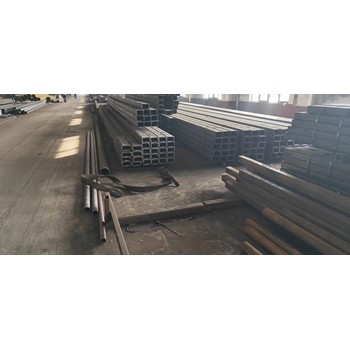 鄭州Q355C無縫方管兆鐸鋼鐵護欄無縫方管非標定制