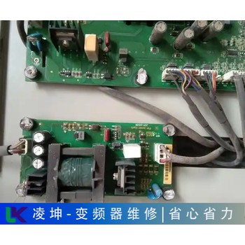 寧茂變頻器上電鍵盤無顯示維修過電壓