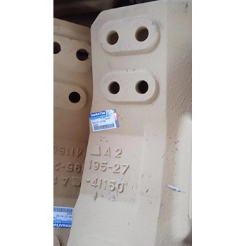 小松D375A-6終傳動(dòng)齒輪保護(hù)罩195-27-41150