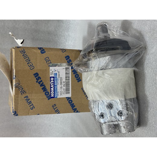 小松PC500-10蓄能器20Y-970-6442