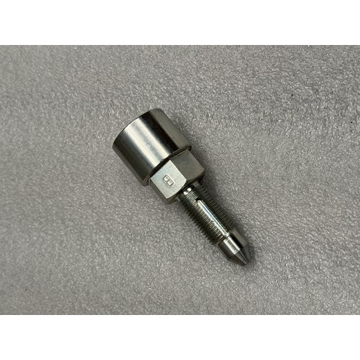 小松HD605-7閥門561-86-67711