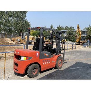 叉車培訓(xùn)電工叉車培訓(xùn)叉車證考前輔導(dǎo)班電焊工培訓(xùn)挖掘機(jī)培訓(xùn)