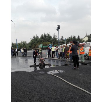半柔性抗車轍灌漿料半柔性灌漿料施工方法介紹