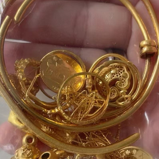 上海黃金回收殷行街道黃金項(xiàng)鏈回收店鋪