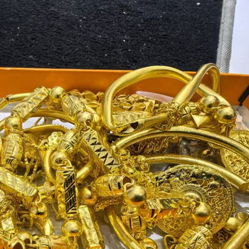 青浦區(qū)重固鎮(zhèn)黃金飾品回收店鋪-上海耳環(huán)回收價(jià)格