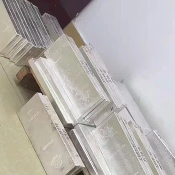 純銀耳釘飾品回收-靜安白銀回收渠道