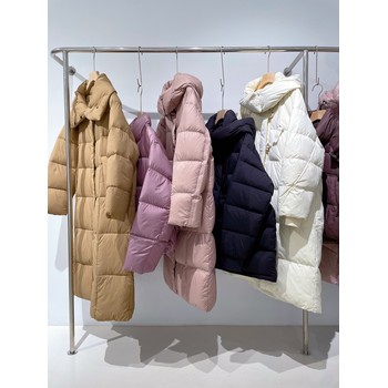 武漢盛依服飾精選雪羅拉25年冬季鵝絨服品牌女裝折扣批發(fā)