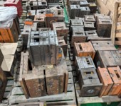 東莞長安處理報廢模具的廠家回收二手模具舊模胚