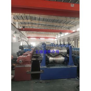 鋼板樁冷彎機(jī)生產(chǎn)線，建筑鋼板樁成型機(jī)組設(shè)備