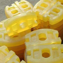聚氨酯礦車碰頭廠家1噸1.5噸耐磨緩沖器防撞膠塊礦用減震橡膠碰頭