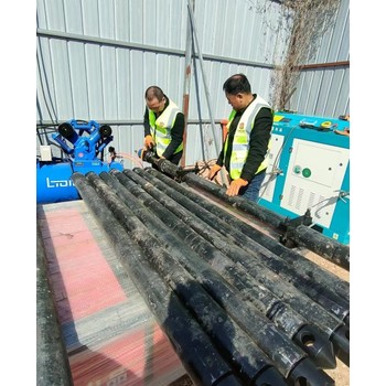 湖北黃岡隧道掘進氣體爆破一次性壓裂管產品