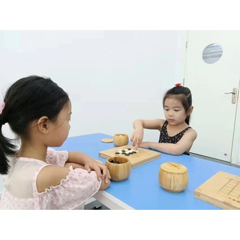 渭南中碁國際少兒圍棋培訓(xùn)：孩子學(xué)習(xí)圍棋一定要打好基礎(chǔ)