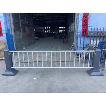 城市交通護欄是維護人民生命的美麗風景線
