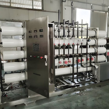 云南反滲透設(shè)備廠家，專注水處理解決方案，助力綠色發(fā)展