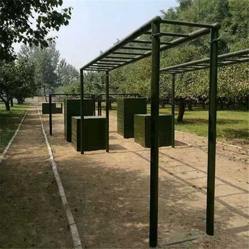 鶴崗一套400米障礙器材百米障礙賽器材戰(zhàn)術(shù)訓(xùn)練低樁網(wǎng)