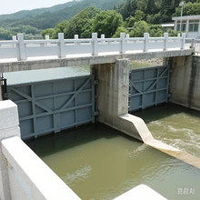 下開式堰門:實(shí)現(xiàn)水流調(diào)控水利調(diào)節(jié)堰門