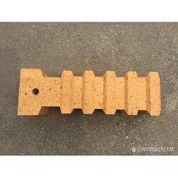 高強度耐火錨固磚解決爐襯脫落難題提升生產(chǎn)效率