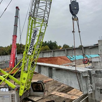 江陵縣高空作業(yè)車(chē)出租江陵縣吊車(chē)租賃升降車(chē)租賃