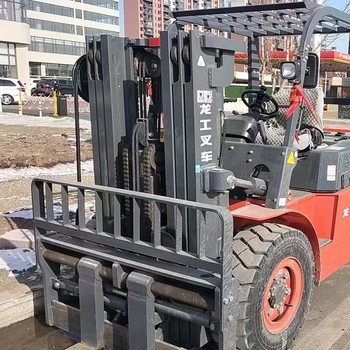 博興縣汽車吊出租臺班費_3.5噸叉車租賃_26米高空車出租