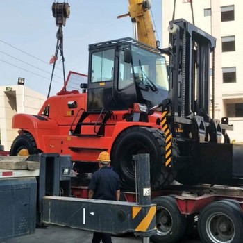 銅山縣汽車吊出租_銅山縣本地叉車租賃_重型設備搬運