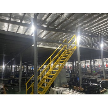 廠房戶型不同，閣樓架構(gòu)也不一樣，找佛山東佰巨定制專屬閣樓貨架